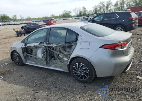 2020 Toyota Corolla Le z USA, uszkodzony, nr VIN 5YFEPRAEXLP095953